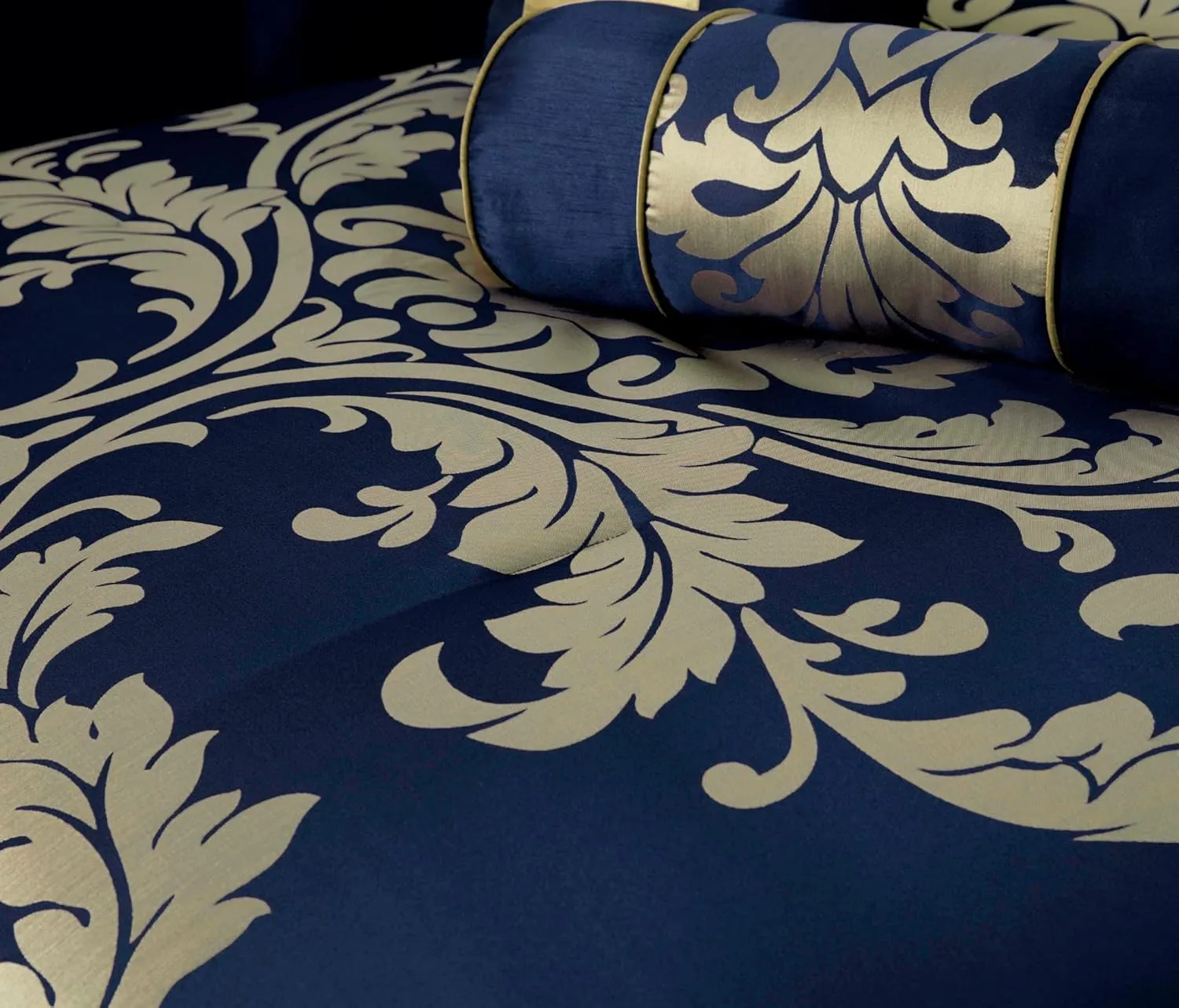 Chezmoi Collection 7-Piece Jacquard Floral Comforter Set (King, Navy/Gold)