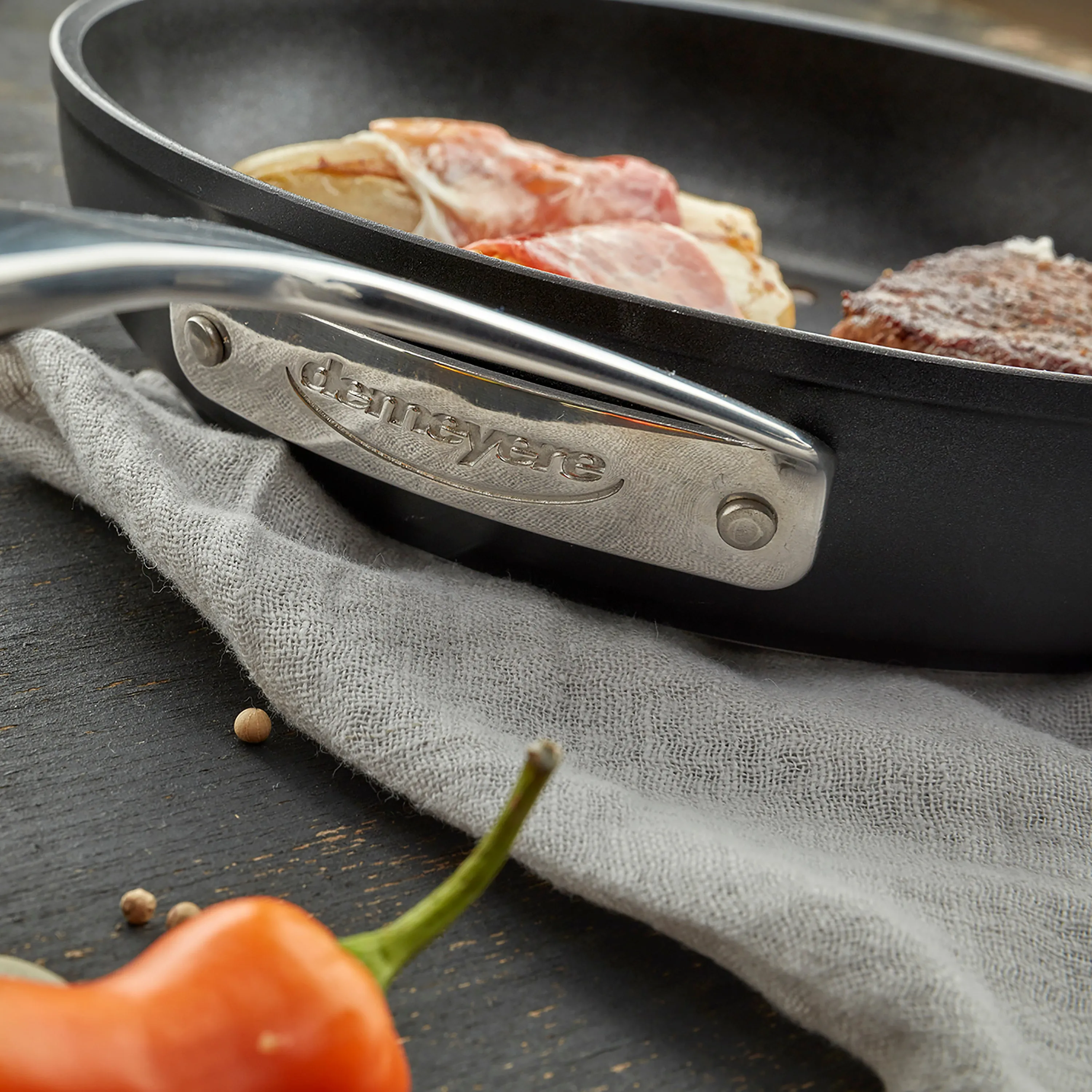 Demeyere AluPro 10" Nonstick Fry Pan