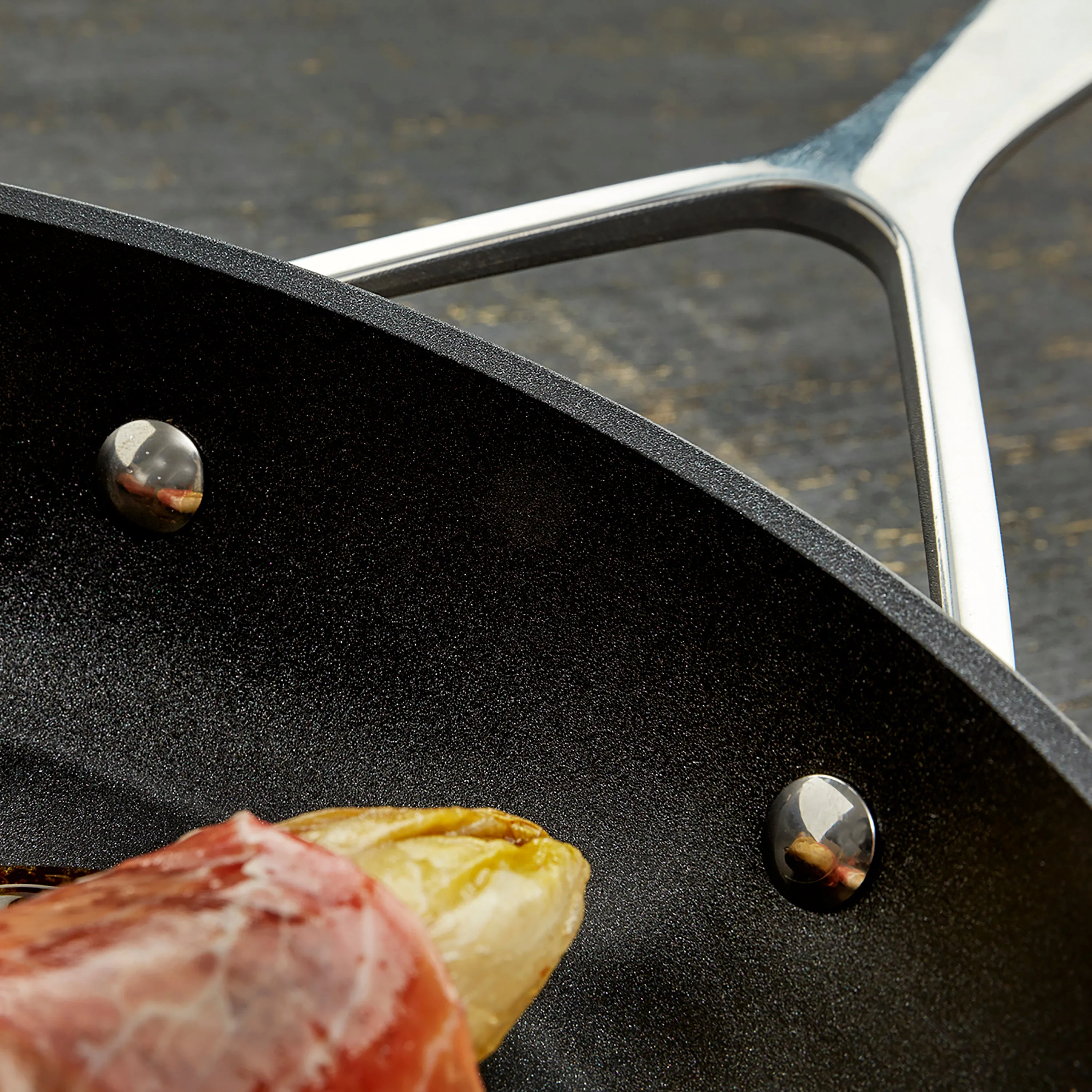 Demeyere AluPro 10" Nonstick Fry Pan