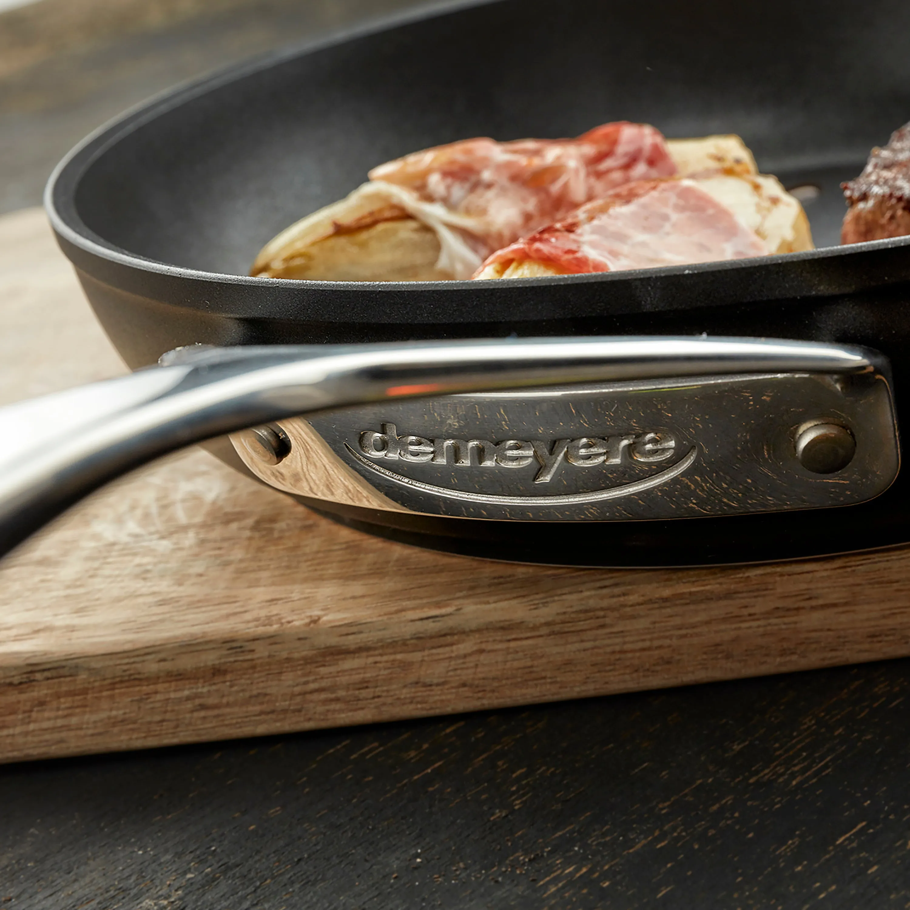 Demeyere AluPro 10" Nonstick Fry Pan