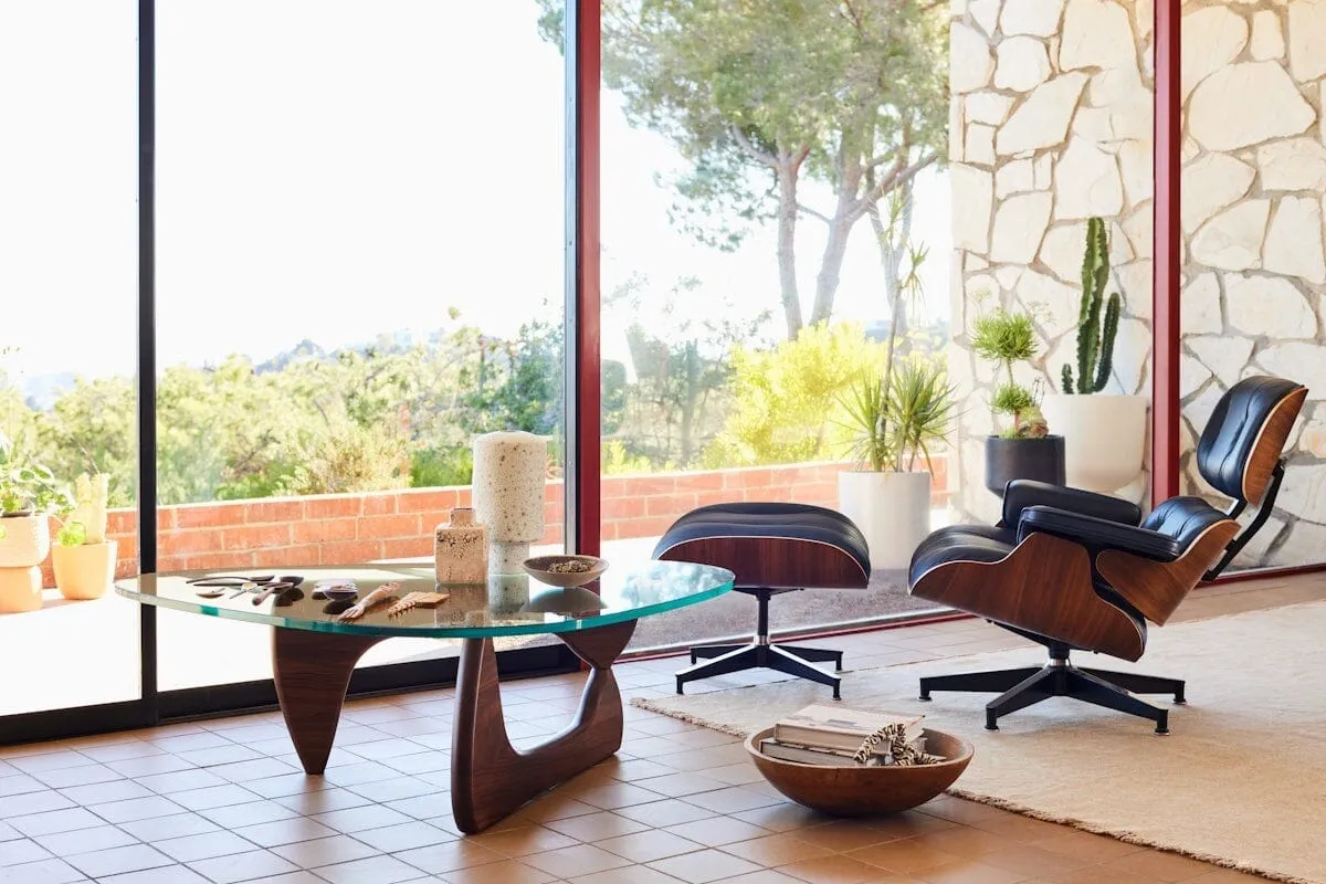 Eames Lounge Chair in White Ash