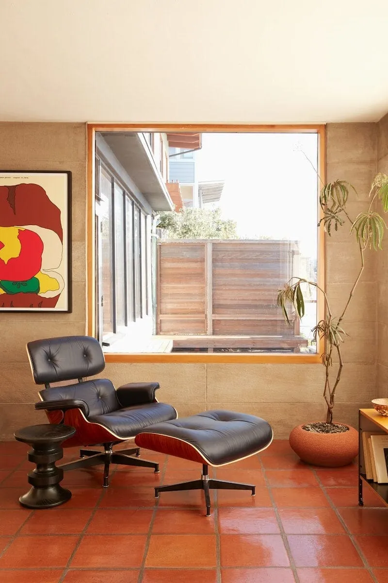 Eames Lounge Chair in White Ash