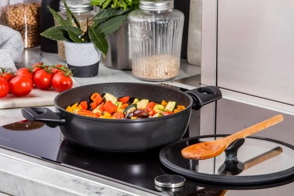 Essteele Per Salute Stainless Steel Induction Covered Sauteuse - 28cm/4L