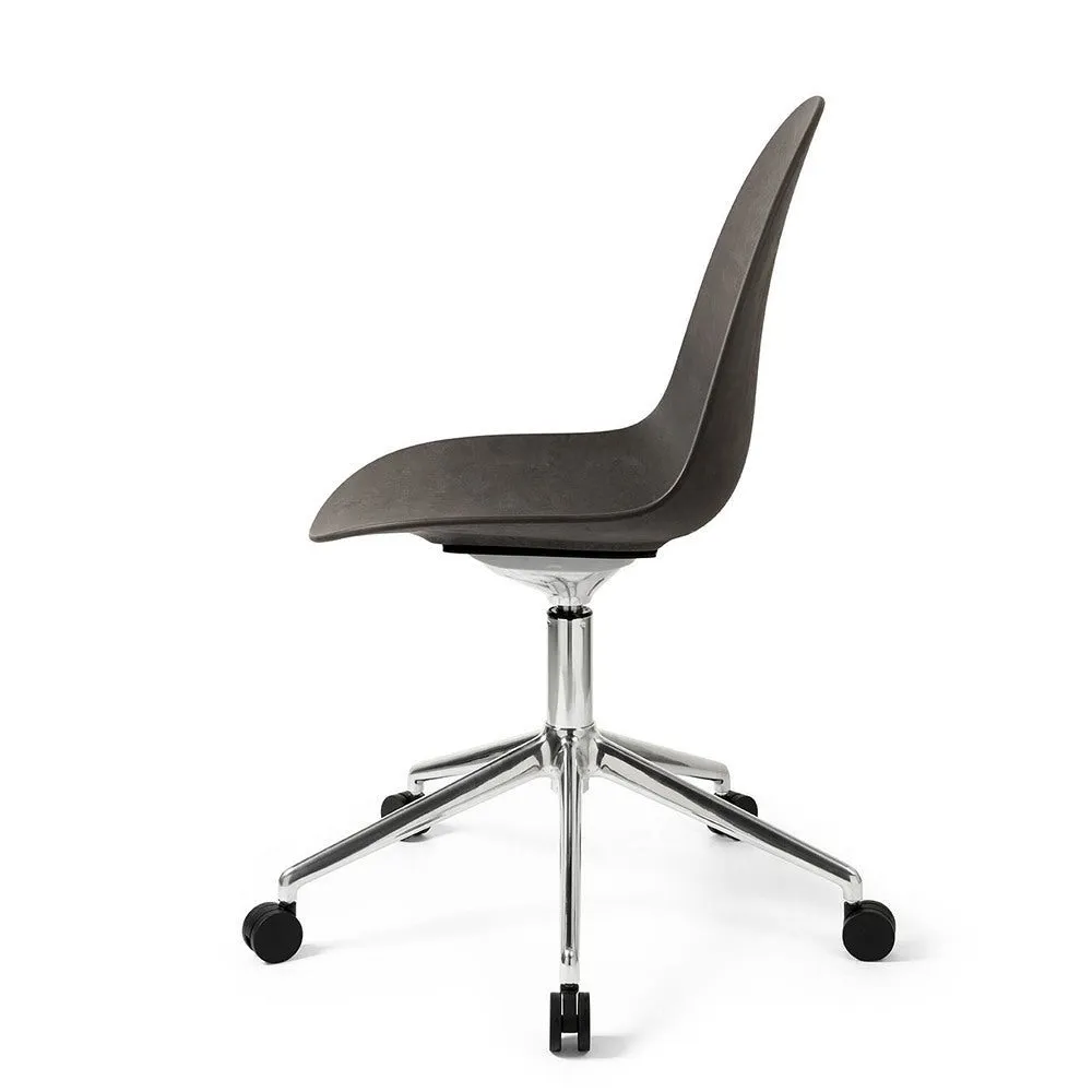 Eternity Swivel Chair with Casters by Mater