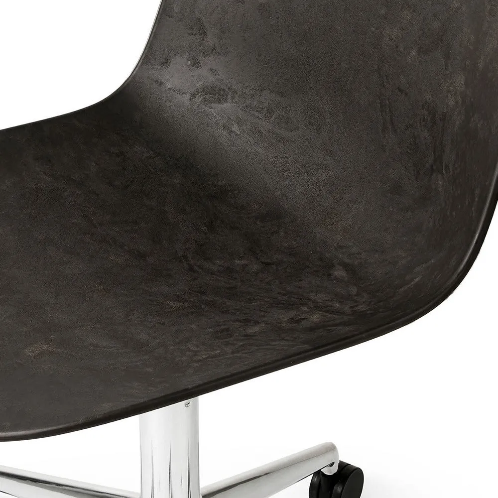 Eternity Swivel Chair with Casters by Mater