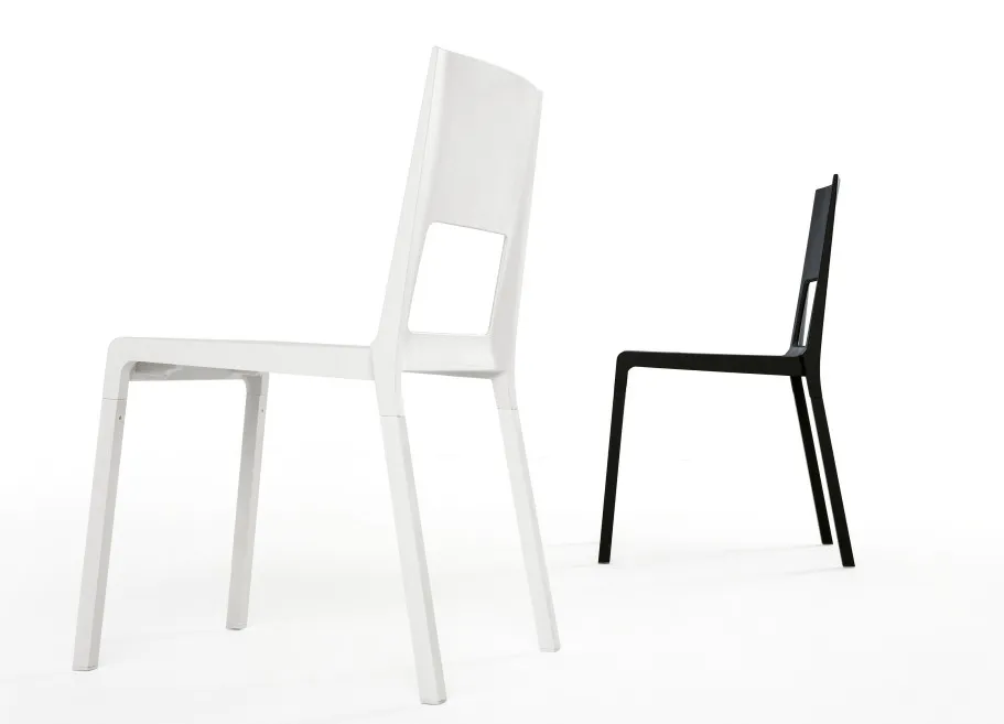 Face Stackable Side Chair  - Pack of 4