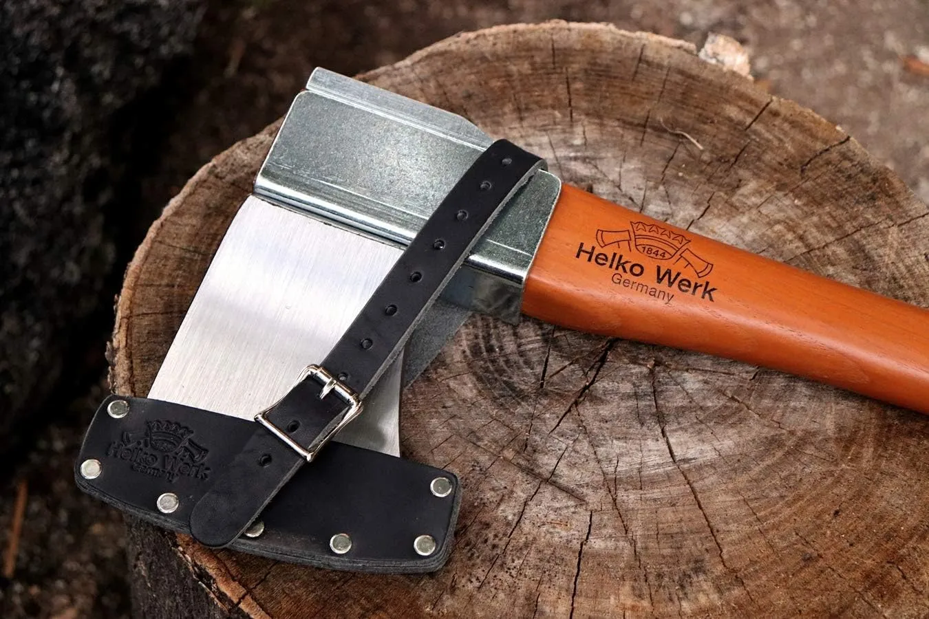 Helko Werk Leather Axe Sheath (Medium) - Geniune Leather Sheath for Axes and Hatchets Leather and Hatchet Cover and Axe Cover (Medium Black) S122BK