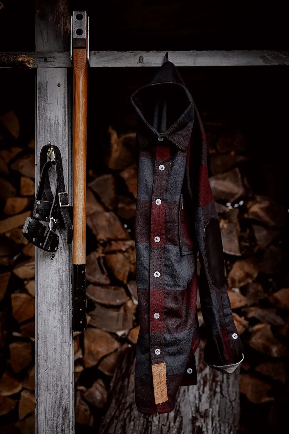 Helko Werk Leather Axe Sheath (Medium) - Geniune Leather Sheath for Axes and Hatchets Leather and Hatchet Cover and Axe Cover (Medium Black) S122BK