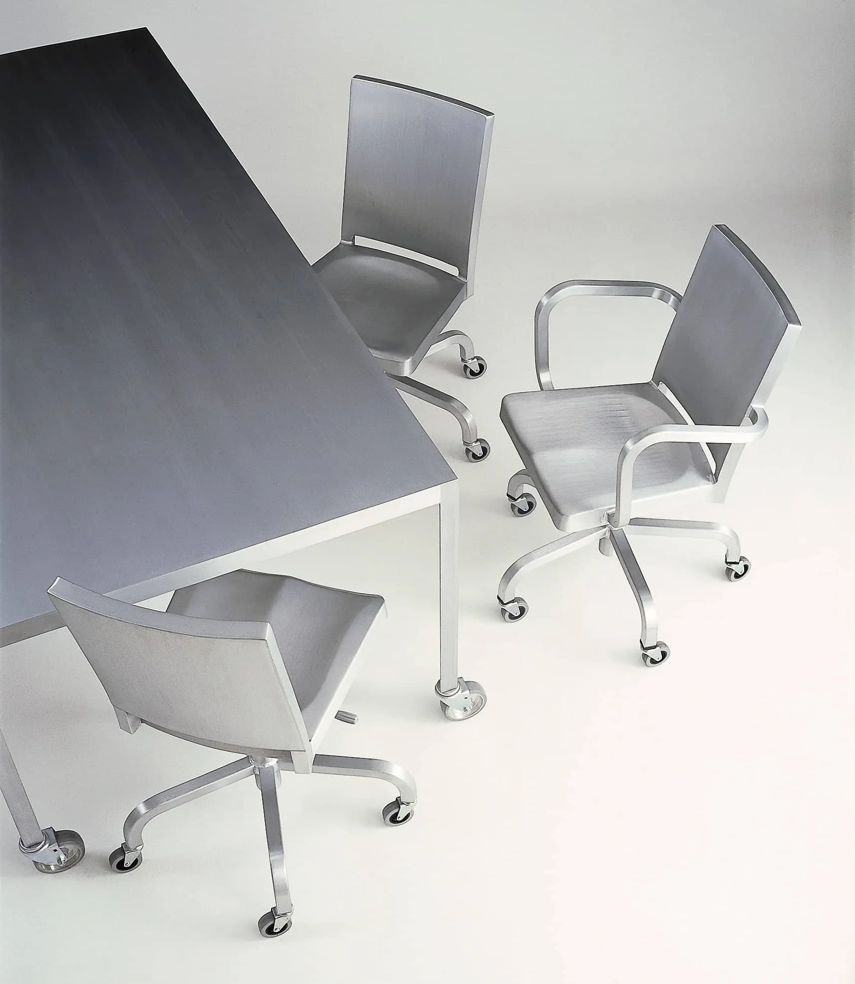 Hudson Swivel armchair by Philippe Starck