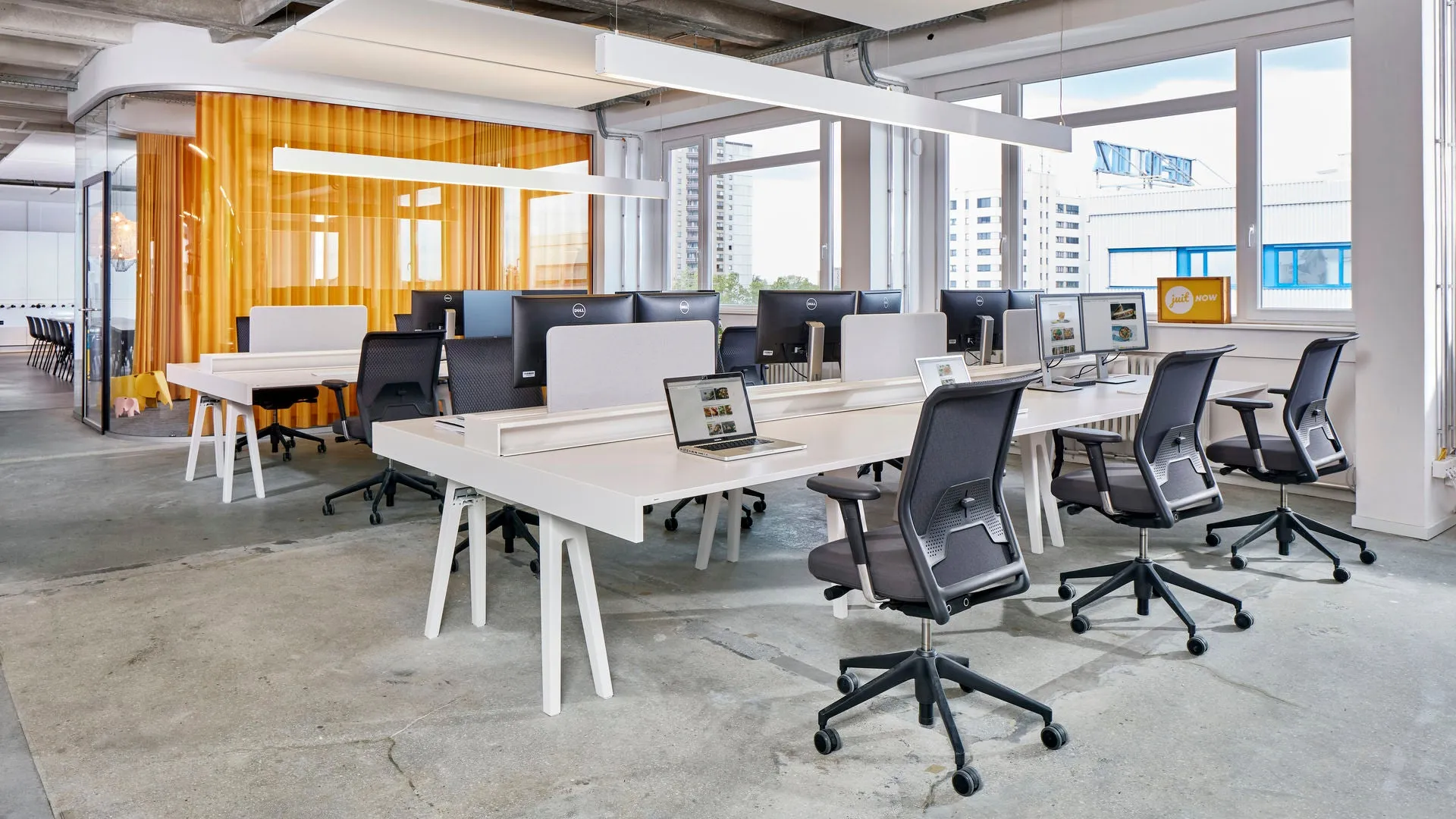 ID Mesh Chair