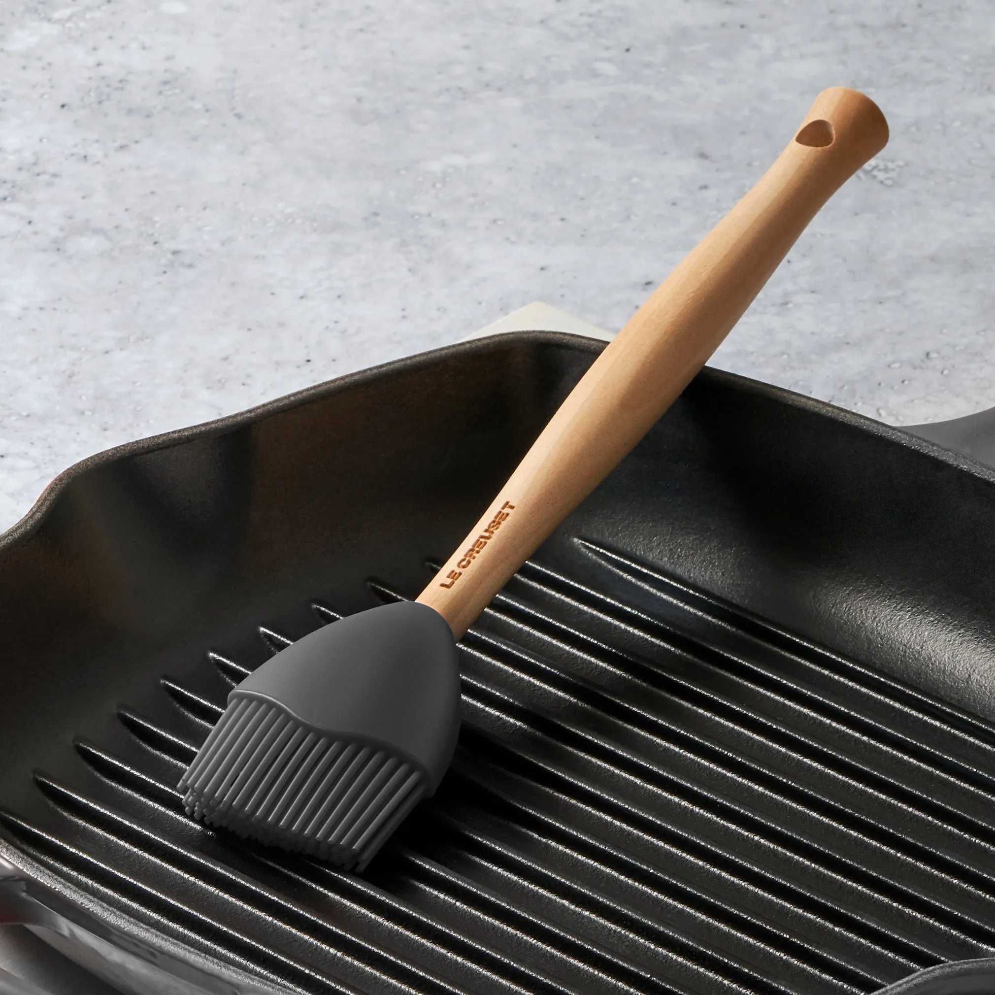 Le Creuset 5 Piece Oyster Silicone Utensil Set