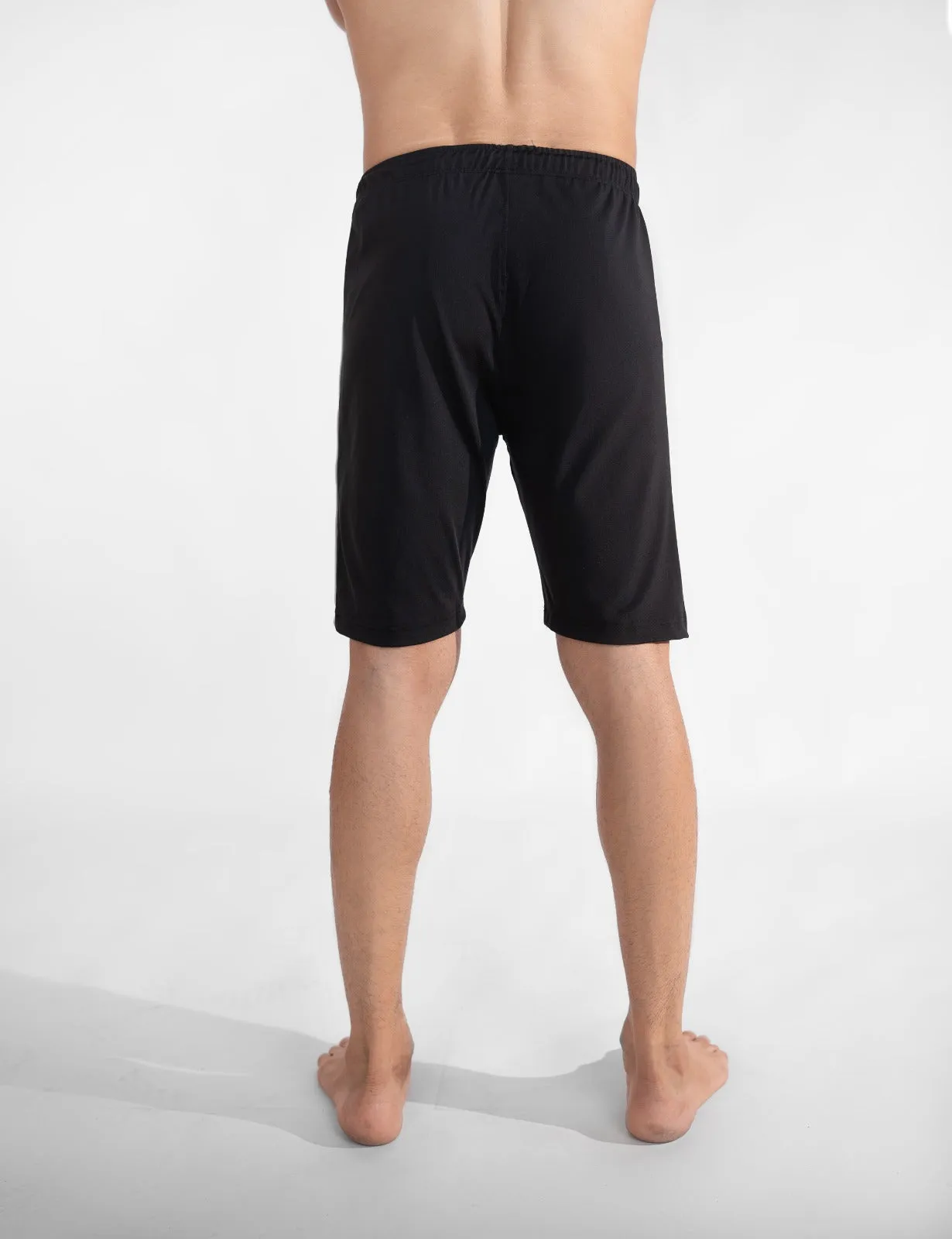 Linecut Shorts - Black
