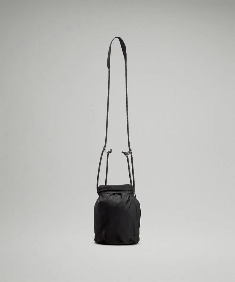 🇨🇦lululemon 《Roll-Top Crossbody Bag 3L 》