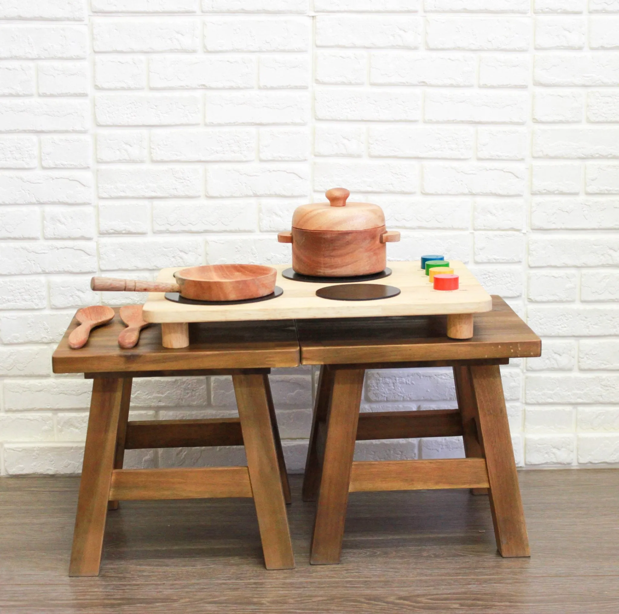 Mahogany Pot and Pan Set