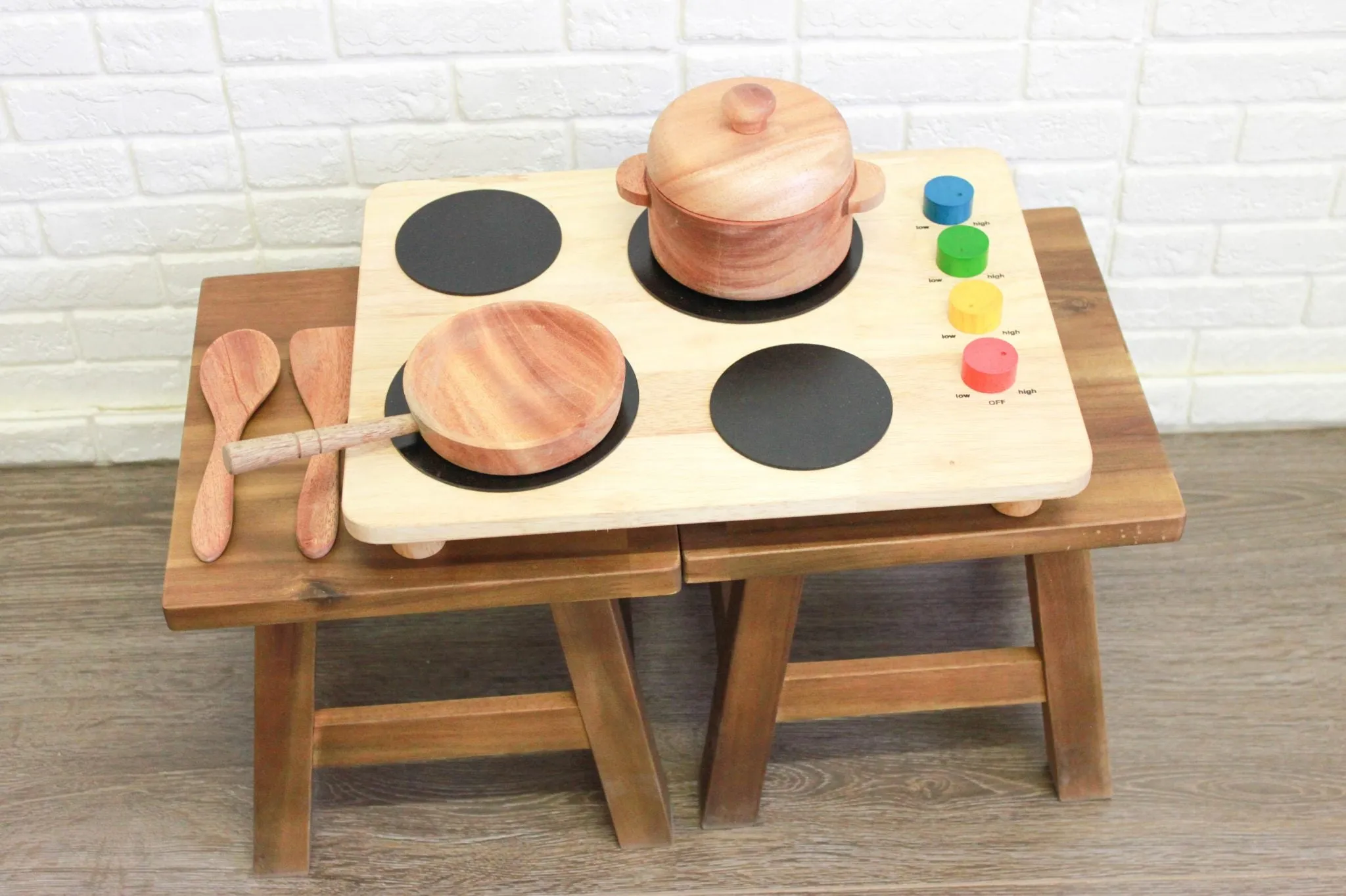Mahogany Pot and Pan Set