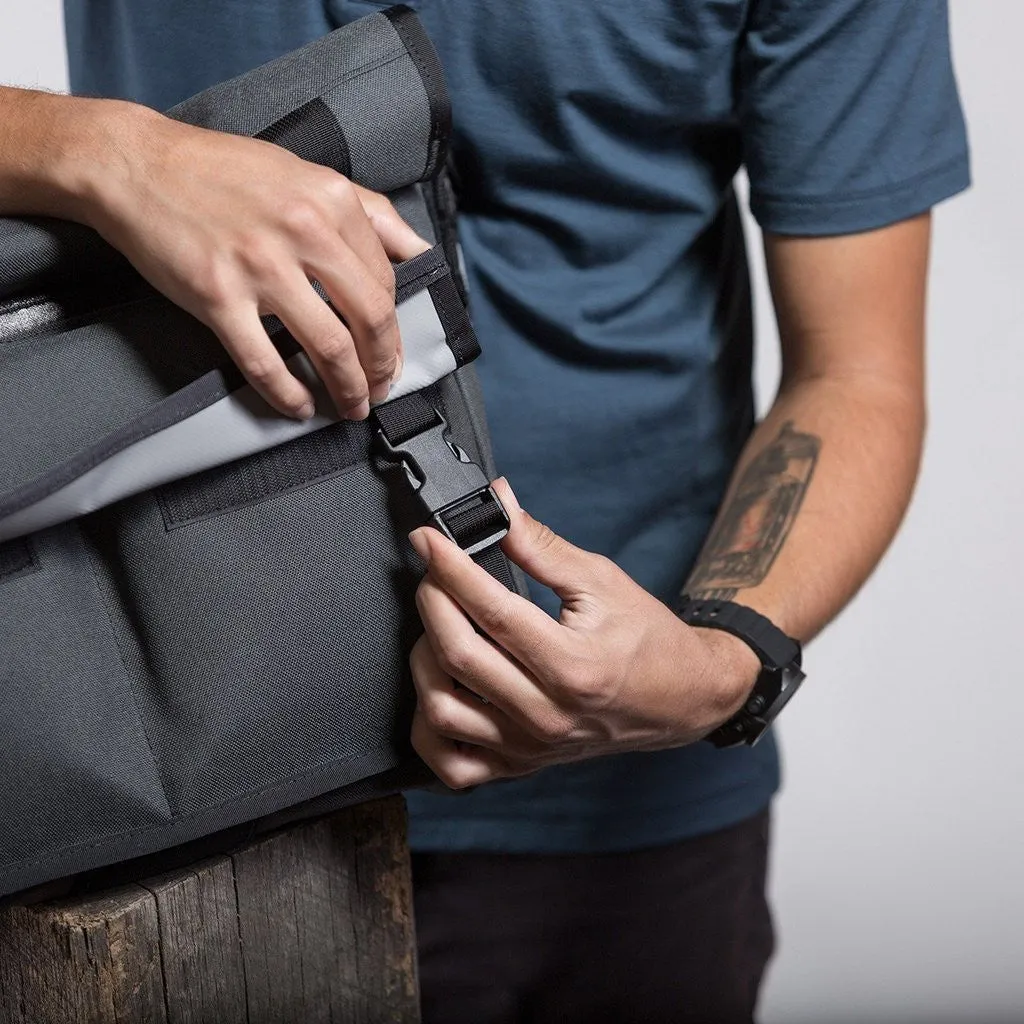 Mission Workshop The Monty Messenger 21L