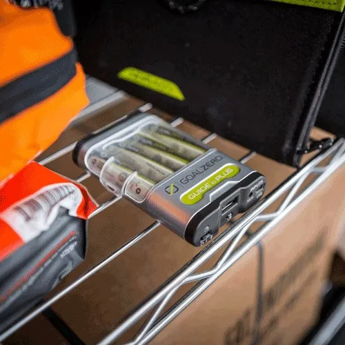 Nomad 5   Guide 10 Plus Solar Kit