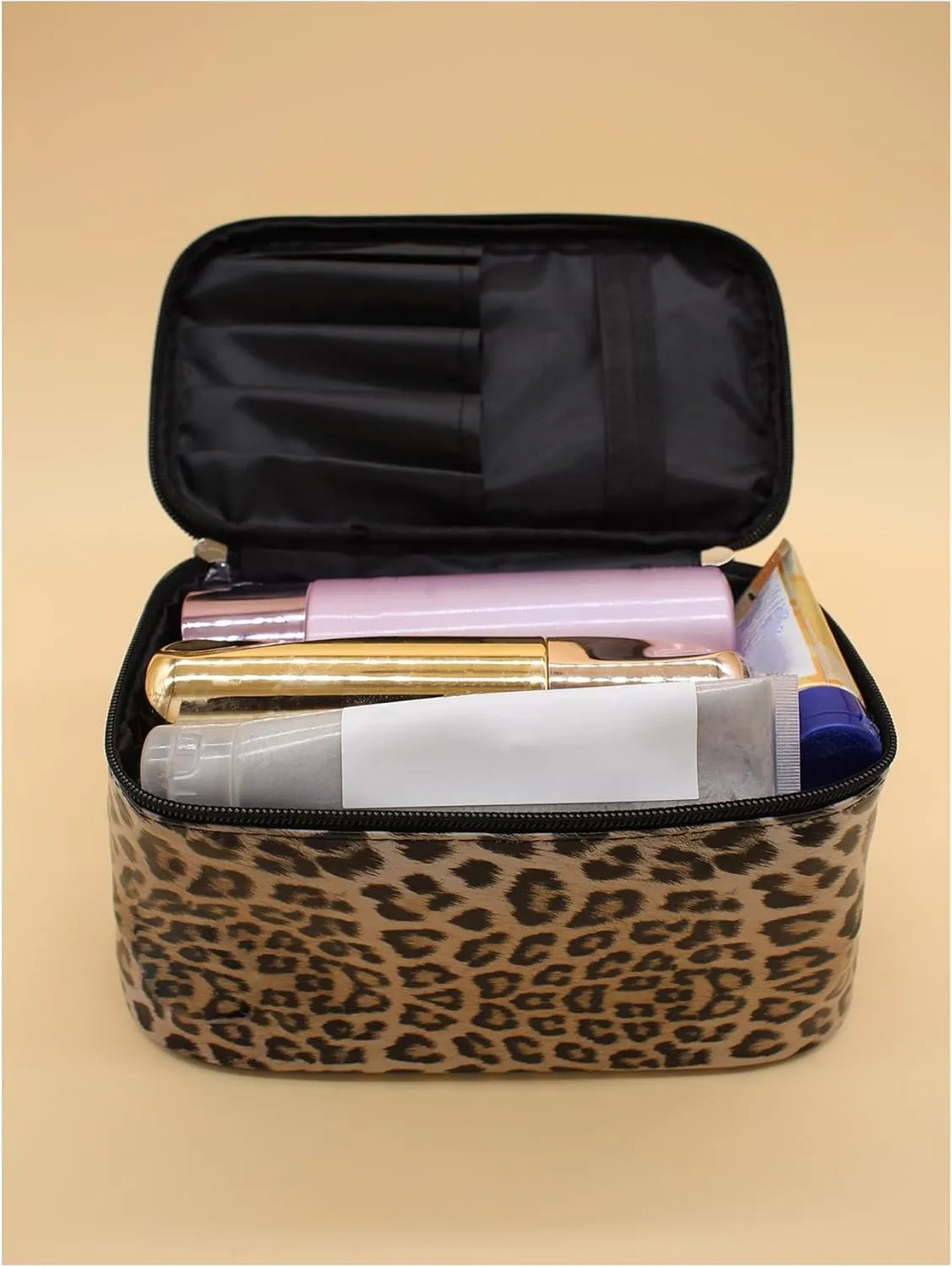 QWINEE Women's Leopard Print Cosmetic Bag Top Handle Zipper Makeup Bag Large Capacity Toiletry Bag Multicolor One-Size