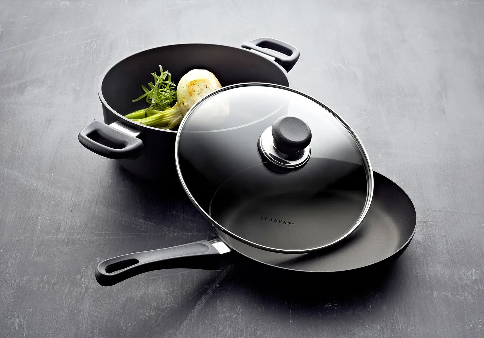 Scanpan Classic 12 Inch Chef Pan W/Lid