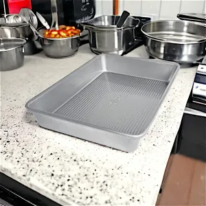 Seamless Rectangular Cake Pan
