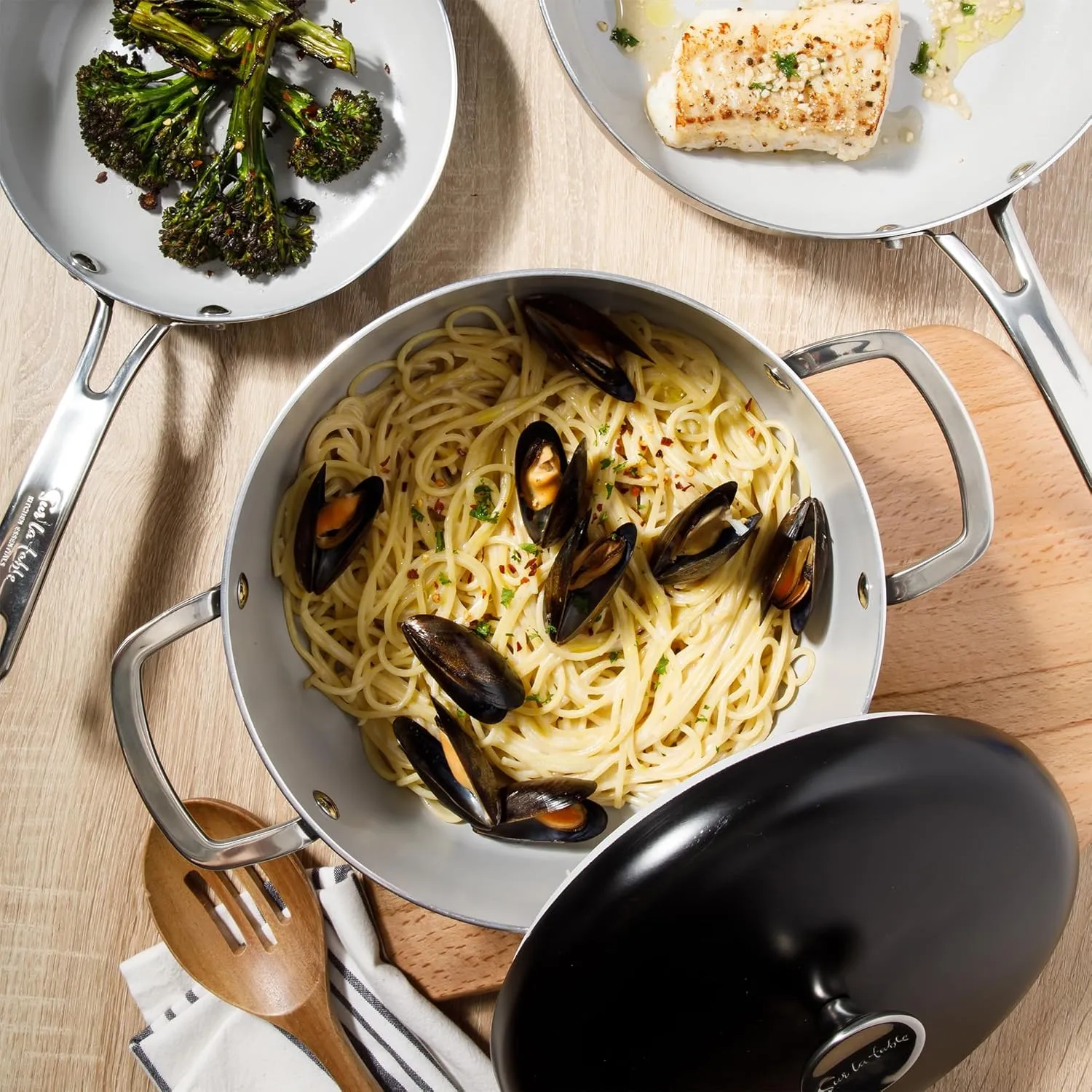 Sur La Table Kitchen Essentials Potluck Porch 10 Piece PFA Free Ceramic Non stick Interior Forged Aluminum Cookware Pots and Pans Set W/Aluminum Lids - Black - Induction Compatible
