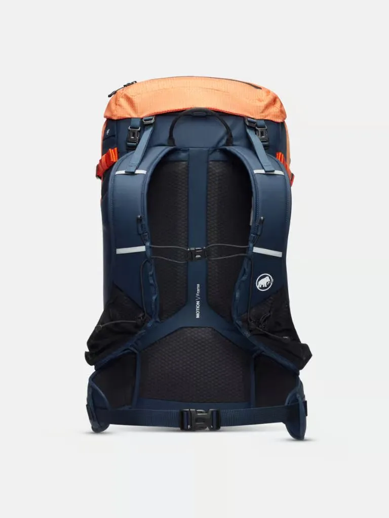 Trion 38 Backpack