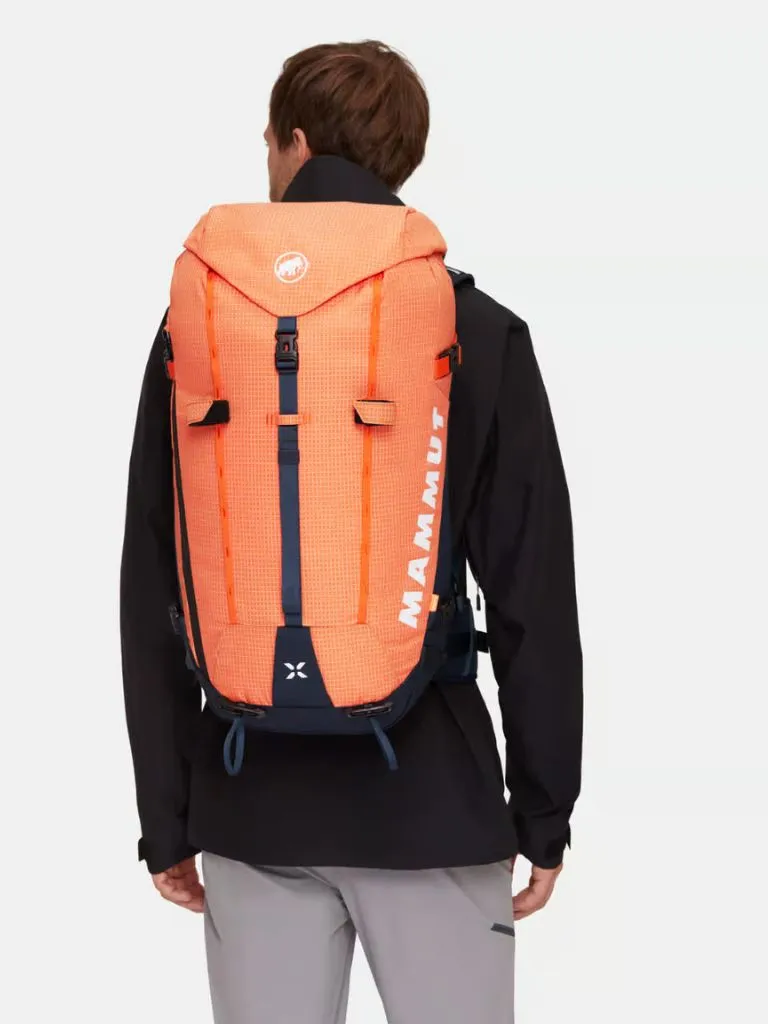 Trion 38 Backpack