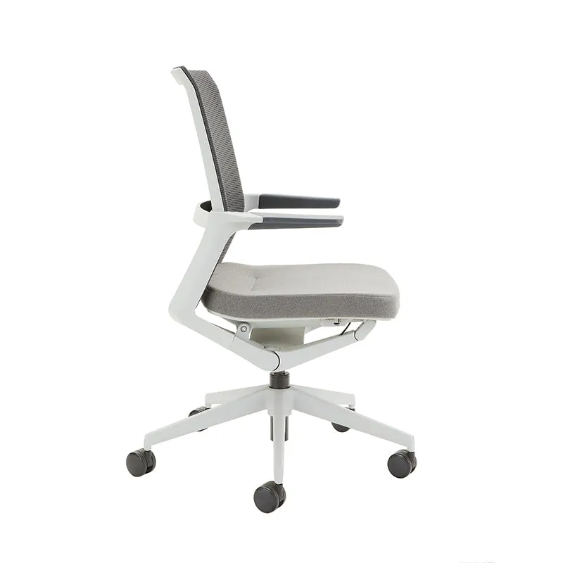 Vello Conference Chair by Beniia Office Furniture -                              -  Free Shipping -