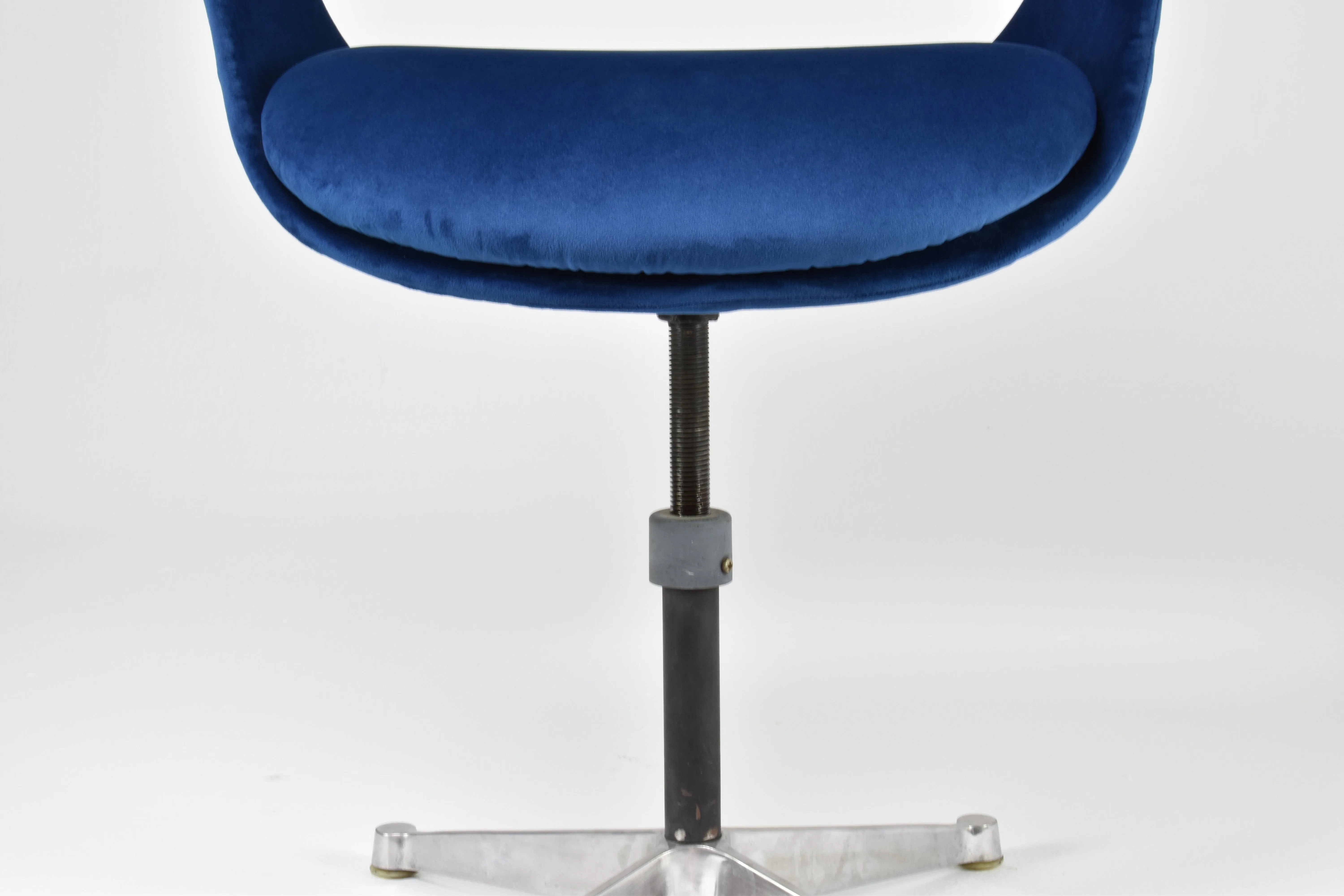 Velvet and Aluminum Armchair By George Nelson, USA, 1964s