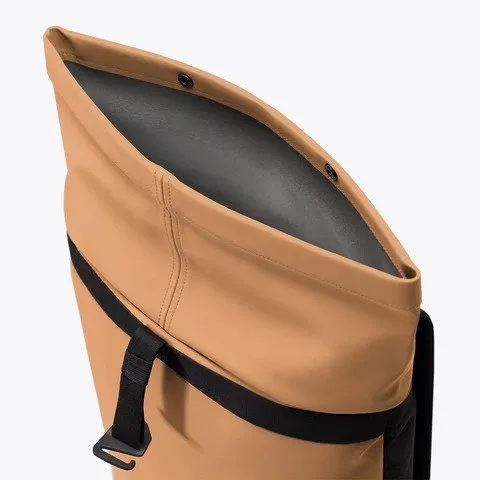 VITO MEDIUM BACKPACK - LOTUS CLAY